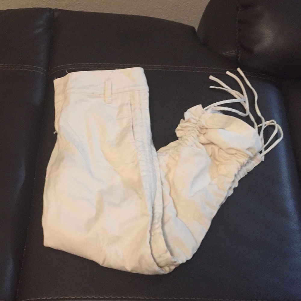 Armani Exchange Capri pants